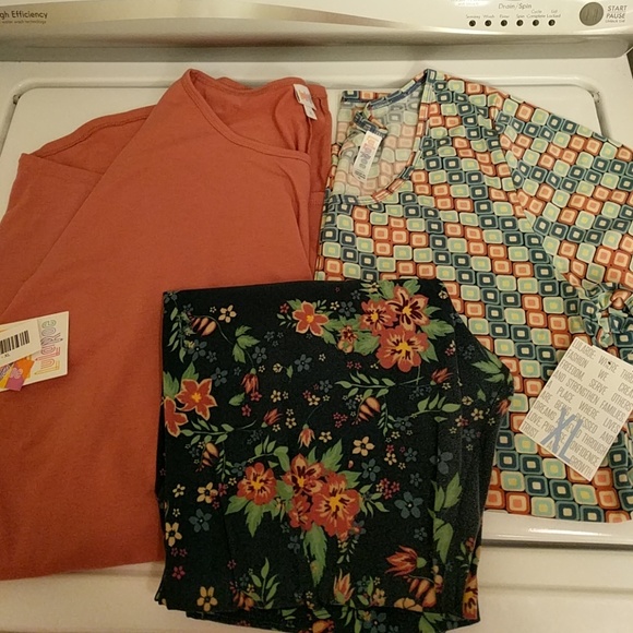 LuLaRoe Tops - *Last Chance* New 💖 LuLaRoe Bundle